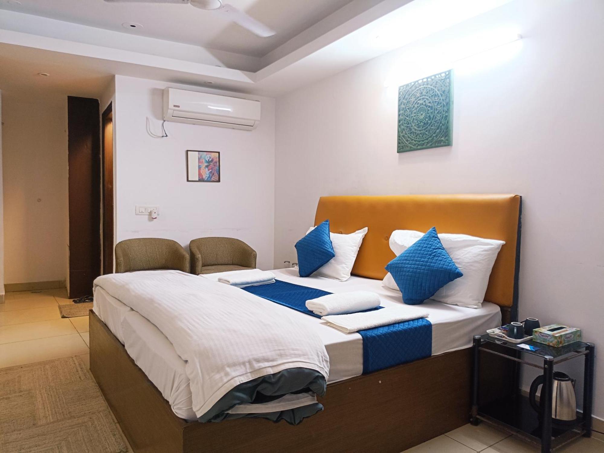 Hotel Blueberry 뉴델리 외부 사진